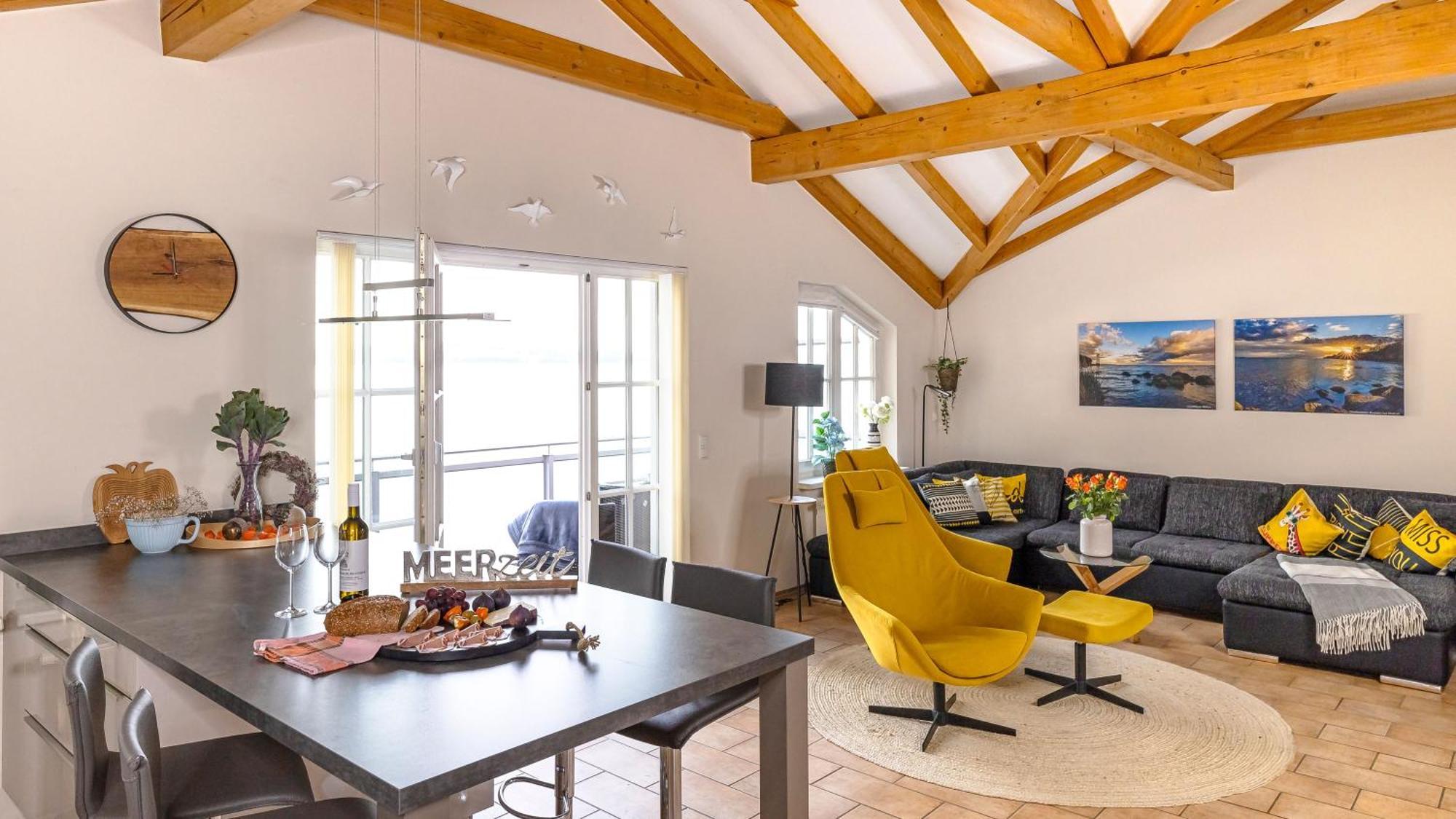 Haus Seeblick Mit 9 Wohnungen 奥特里德维茨 外观 照片